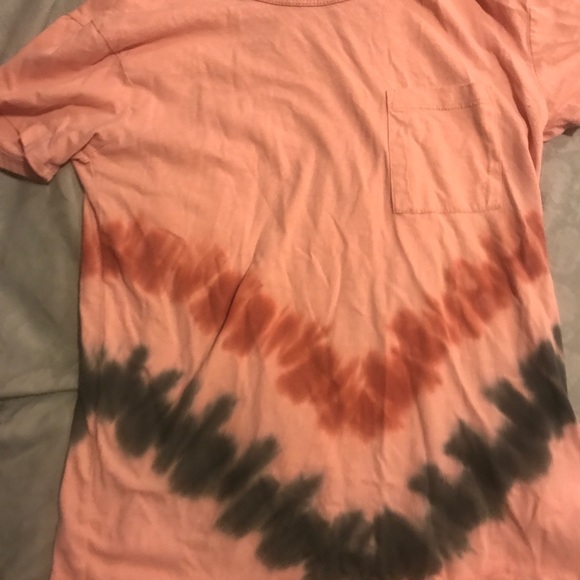 Shirts - Picture 7 of 7